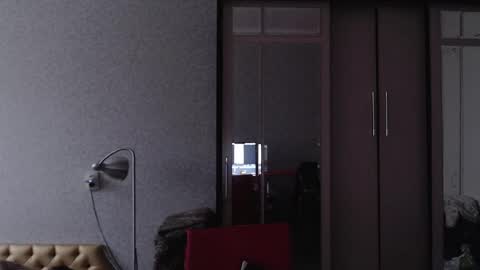 Snapshot of shyredstar chatting on 01/31/25, 11:24 Tom and Betty online show from 01/31/25, 11:24