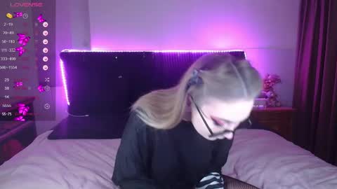 Snapshot of shysweetrish chatting on 04/16/26, 10:56 shysweetrish online show from 04/16/26, 10:56