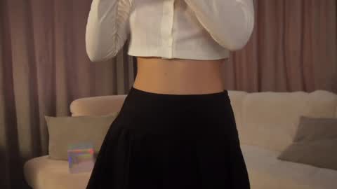 Snapshot of shytany chatting on 04/17/26, 01:03 Tanya online show from 04/17/26, 01:03