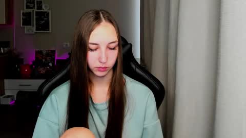 SIA online show from 09/16/25, 02:56