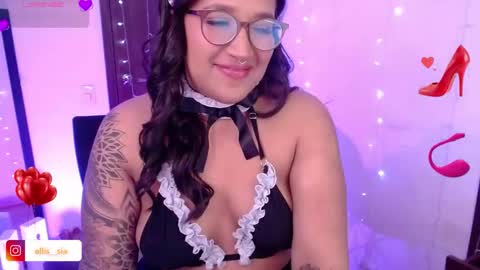 Snapshot of sia_ellis chatting on 02/22/26, 01:40 Salome Next streaming 11102024 online show from 02/22/26, 01:40