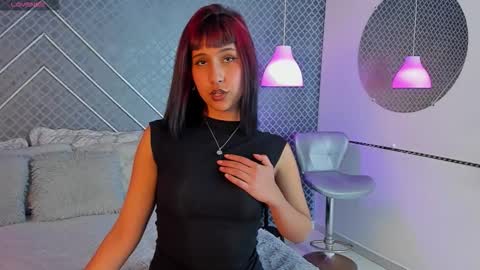 Snapshot of sia_roose chatting on 11/12/25, 07:35 Sia online show from 11/12/25, 07:35