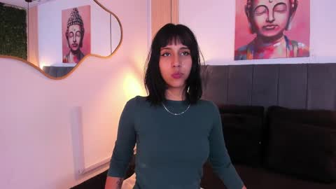 Snapshot of sia_roose chatting on 04/06/26, 07:59 Sia online show from 04/06/26, 07:59