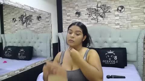 Snapshot of siacavad_sex chatting on 10/14/25, 12:50 Alicia online show from 10/14/25, 12:50