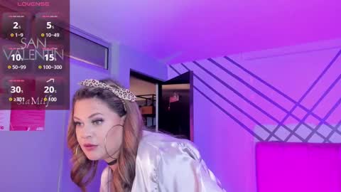 Snapshot of siamilf chatting on 02/12/25, 07:02 Mia online show from 02/12/25, 07:02