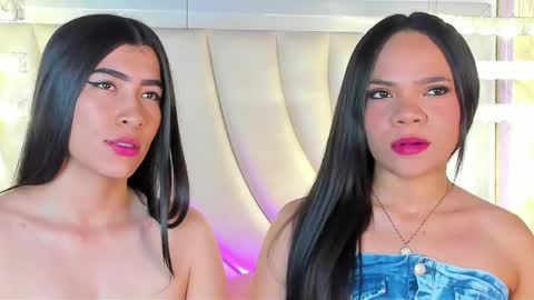 Snapshot of siara_lewis_ chatting on 04/10/26, 10:25 Siara and Zoe tattoo online show from 04/10/26, 10:25