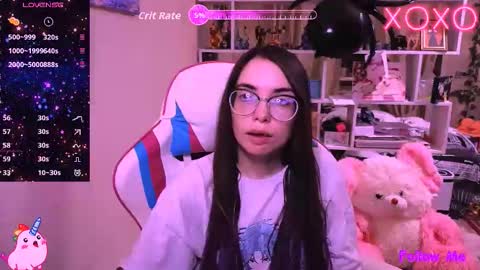 Snapshot of siashine chatting on 11/23/25, 05:02 siashine online show from 11/23/25, 05:02