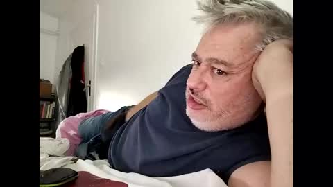 sibemolx online show from 10/22/25, 05:13