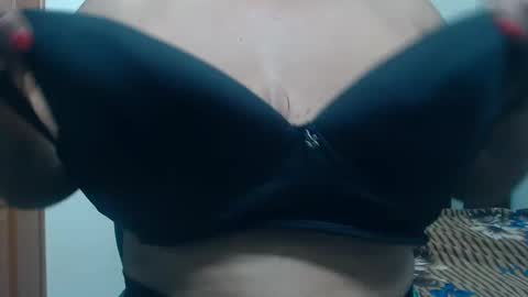 sara online show from 02/14/25, 07:54