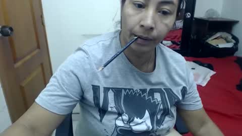 sara online show from 03/08/25, 08:57