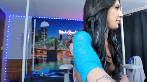 Snapshot of siclianprincess chatting on 05/05/26, 06:38 Miss Meadow Gotti Romano online show from 05/05/26, 06:38