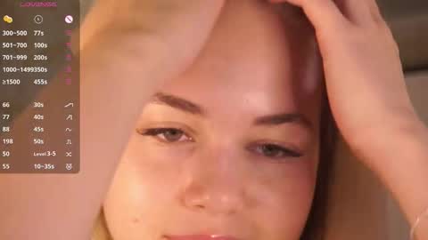 Elizabeth online show from 11/01/25, 11:45