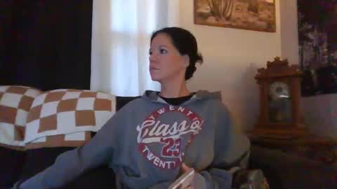 Mrs. St. Patrickk online show from 01/11/26, 05:40