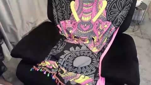 sidnney online show from 12/03/25, 04:31