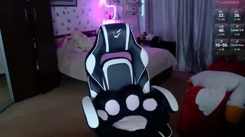 Snapshot of sidny_blush chatting on 03/26/26, 04:51 Sidny online show from 03/26/26, 04:51