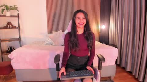 Snapshot of sienna_blake_ chatting on 04/06/26, 12:17 Sienna Blake online show from 04/06/26, 12:17