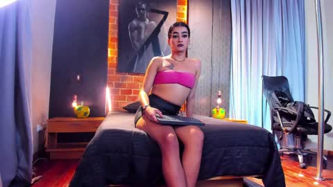 Snapshot of sienna_dark chatting on 03/30/26, 11:33 SinnaDark online show from 03/30/26, 11:33