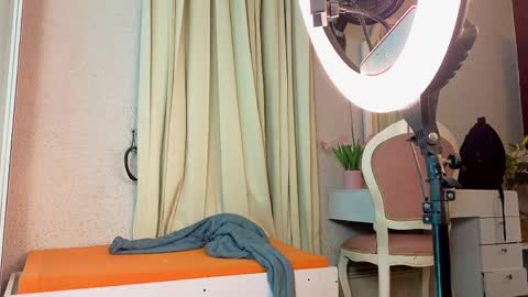 Snapshot of sienna_dark chatting on 04/09/26, 11:37 SinnaDark online show from 04/09/26, 11:37