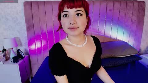 Sienna Desieree online show from 12/15/25, 11:36