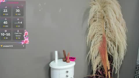 sienna_glow online show from 04/16/26, 01:56