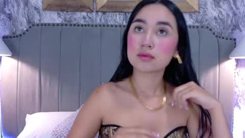 Camila Vargas online show from 10/01/25, 12:33