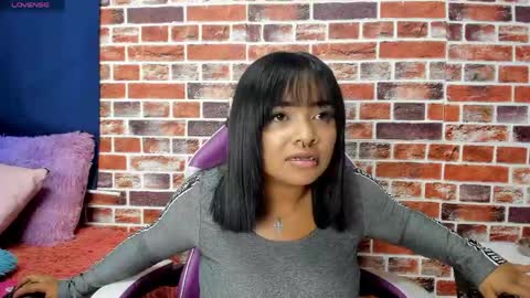 sienna_lux01 online show from 05/12/26, 02:19