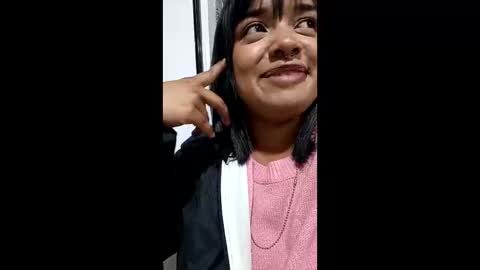 sienna_lux01 online show from 05/23/26, 02:28