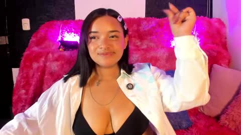 sienna_lux01 online show from 05/31/26, 03:04