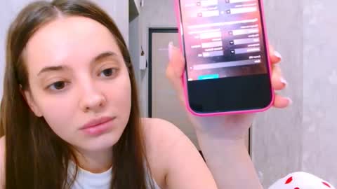 Sienna Mia online show from 05/16/26, 06:28