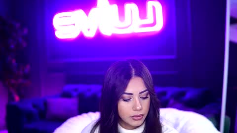 Snapshot of siennaruh chatting on 11/06/25, 10:05 Sienna online show from 11/06/25, 10:05