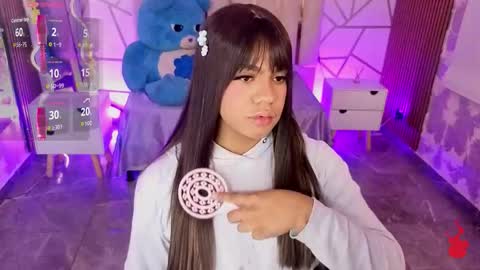 Siiam Tay online show from 12/15/25, 03:33