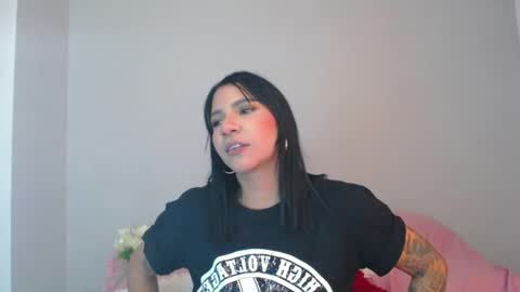 Snapshot of siirena chatting on 09/08/25, 08:19 siirena online show from 09/08/25, 08:19