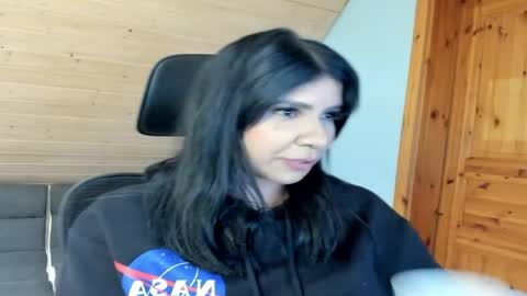 siirena online show from 04/13/26, 03:17