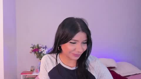 Snapshot of siirena chatting on 05/20/26, 04:57 siirena online show from 05/20/26, 04:57