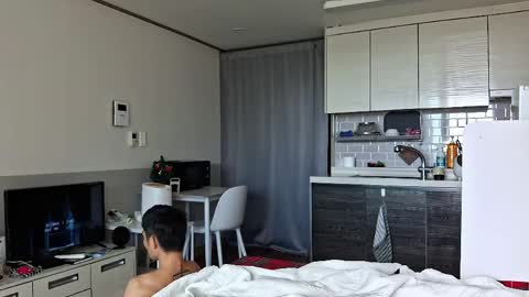 Snapshot of silas_kim chatting on 04/13/26, 05:35 Silas Kim online show from 04/13/26, 05:35