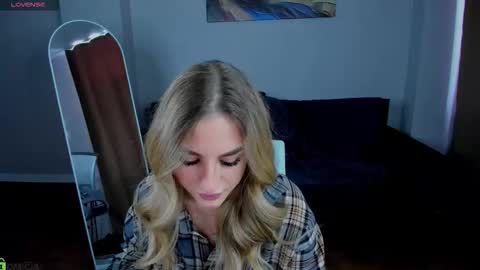 Snapshot of silen_tori chatting on 03/08/26, 06:28 Silen online show from 03/08/26, 06:28