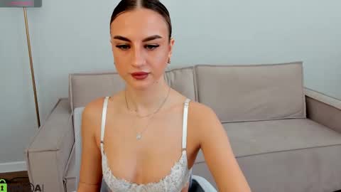 Snapshot of silen_tori chatting on 03/25/26, 03:01 Silen online show from 03/25/26, 03:01