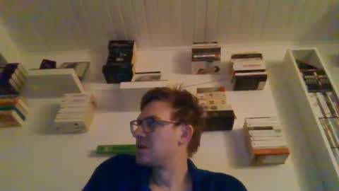 Snapshot of silent_control93 chatting on 01/13/25, 06:38 silent_control93 online show from 01/13/25, 06:38