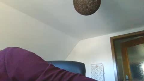 Snapshot of silent_control93 chatting on 03/03/25, 07:54 silent_control93 online show from 03/03/25, 07:54