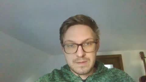 Snapshot of silent_control93 chatting on 09/27/25, 03:06 silent_control93 online show from 09/27/25, 03:06