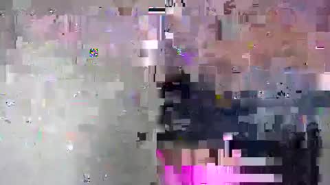 Snapshot of silent_lovie chatting on 01/18/26, 03:32 silent_lovie online show from 01/18/26, 03:32