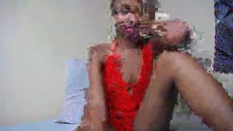 Snapshot of silent_lovie chatting on 01/19/26, 01:37 silent_lovie online show from 01/19/26, 01:37