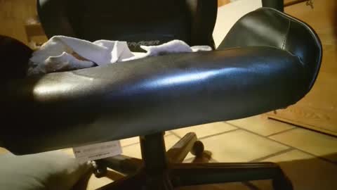 Snapshot of silented7 chatting on 02/22/25, 12:05 silented7 online show from 02/22/25, 12:05