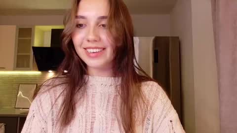 Snapshot of silicia_lu chatting on 09/13/25, 04:51 You fav Miss Si online show from 09/13/25, 04:51