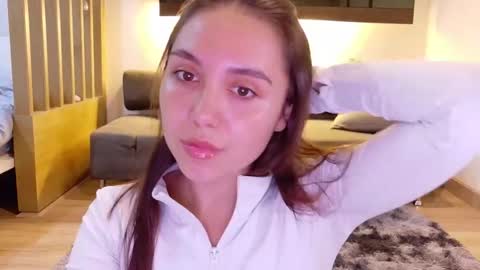 Snapshot of silicia_lu chatting on 10/29/25, 12:02 You fav Miss Si online show from 10/29/25, 12:02