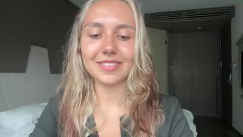 Snapshot of silicia_lu chatting on 03/07/26, 07:16 You fav Miss Si online show from 03/07/26, 07:16