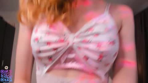 Snapshot of silkencrave chatting on 01/19/26, 07:34 Call me Mia online show from 01/19/26, 07:34