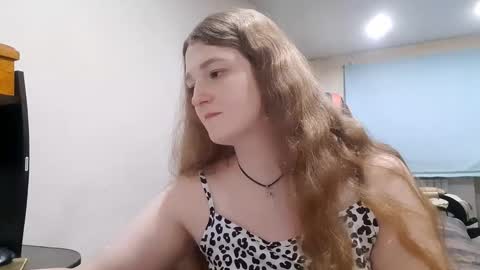 Elisabet online show from 11/03/25, 03:35