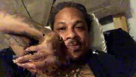 Snapshot of silkk10 chatting on 11/03/25, 01:40 Silkk10 online show from 11/03/25, 01:40