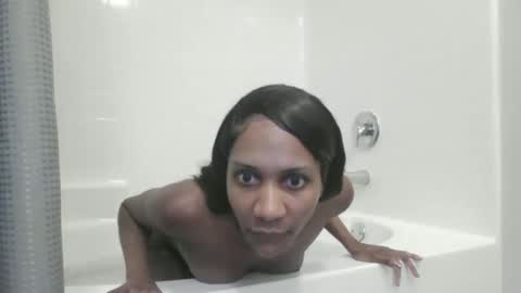 Snapshot of silkseraph chatting on 04/23/26, 10:23 Onyx online show from 04/23/26, 10:23